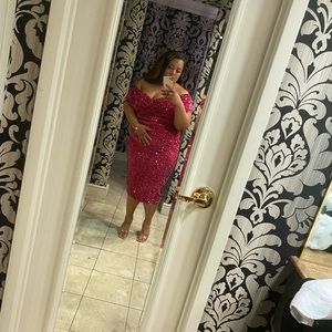 Perfect pink BooHoo party dress!